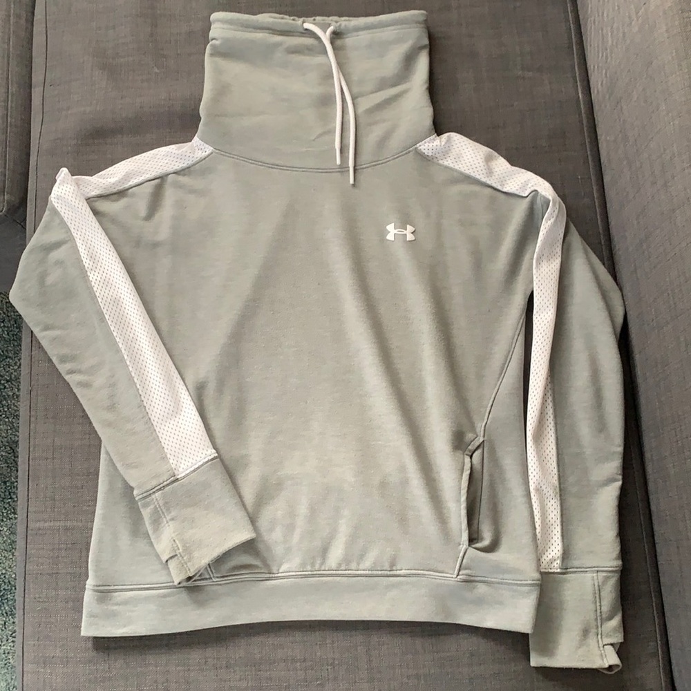 Under armor sweatshirt